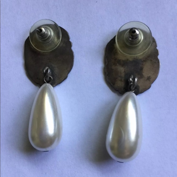 Vintage 1930’s Sterling Silver Repoussé Scroll Drop Earrings Faux Pearl Teardrop - Picture 4 of 8